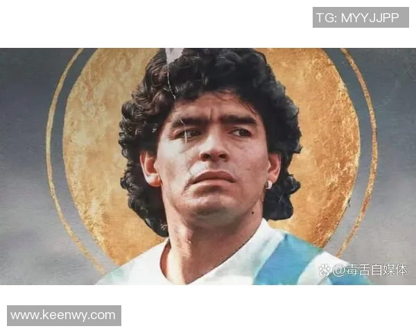 历史十大足球巨星排名解析：谁才是真正的足坛传奇之王